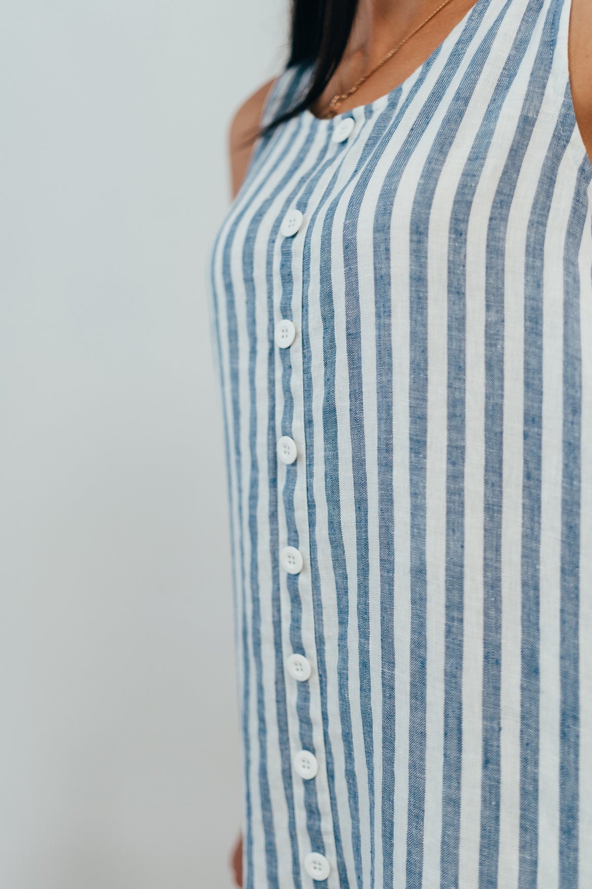 Linen Summer Dress with No Sleeves "Laurentine" - Linenbee Linen Summer Dress with No Sleeves "Laurentine" - Linenbee