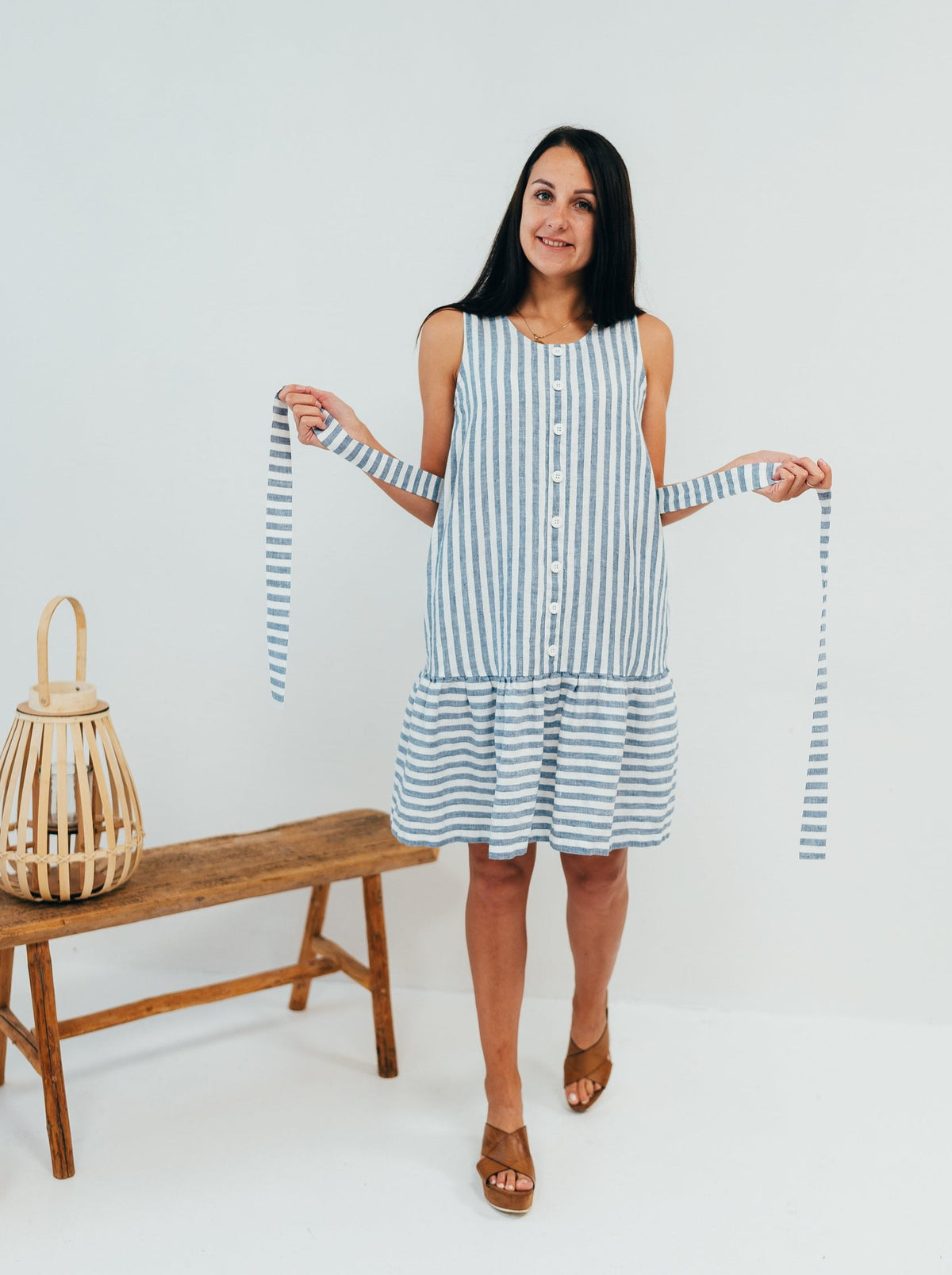 Linen Summer Dress with No Sleeves "Laurentine" - Linenbee Linen Summer Dress with No Sleeves "Laurentine" - Linenbee