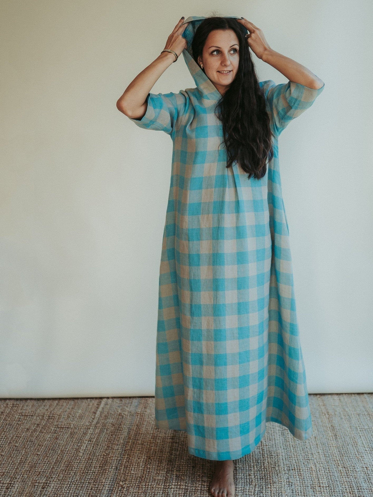 Linen kaftan 'Rose' Linen robe Women, Robe with Hood
