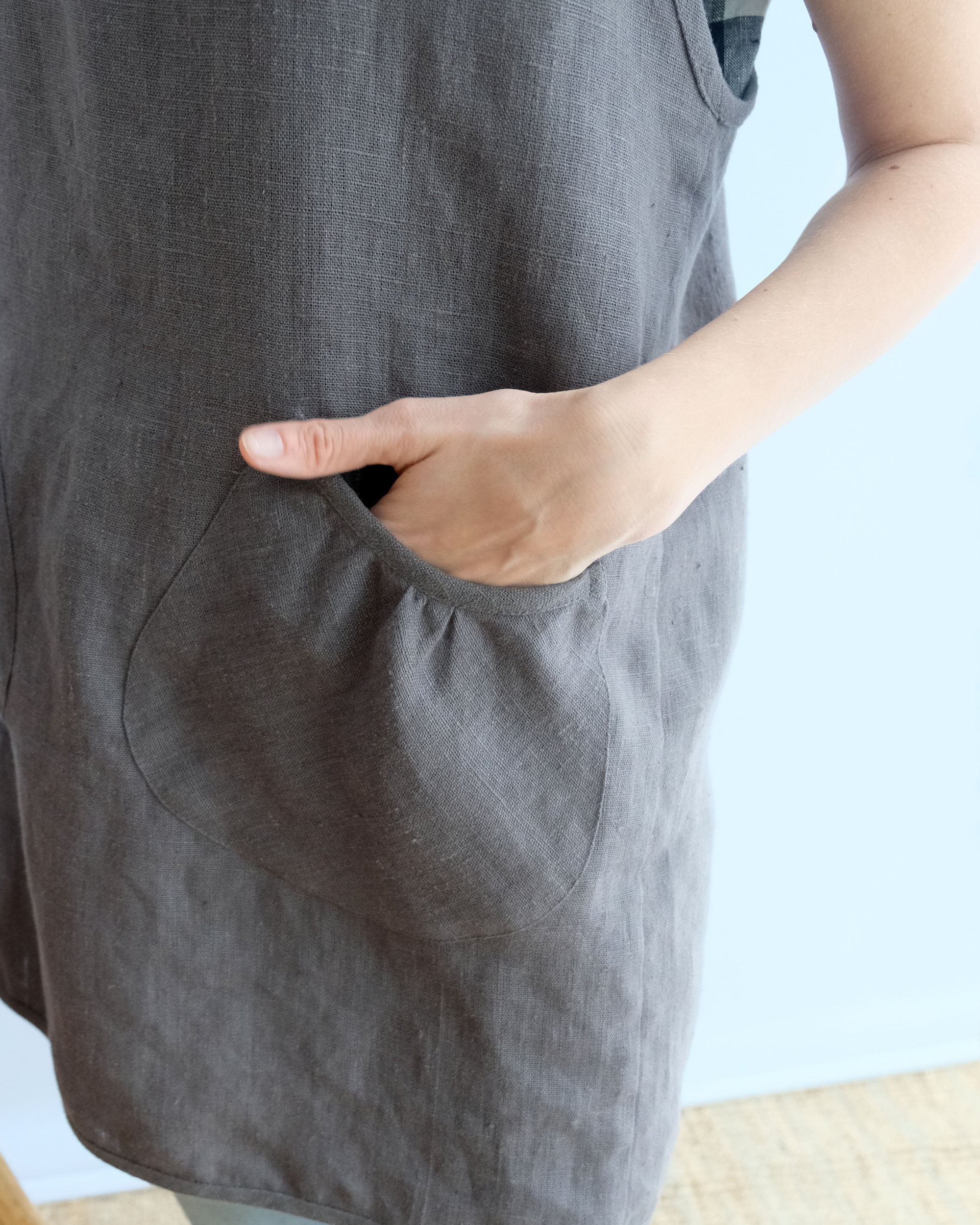 Linen Pinafore Apron 'Marian', Cross Back Apron - Linenbee