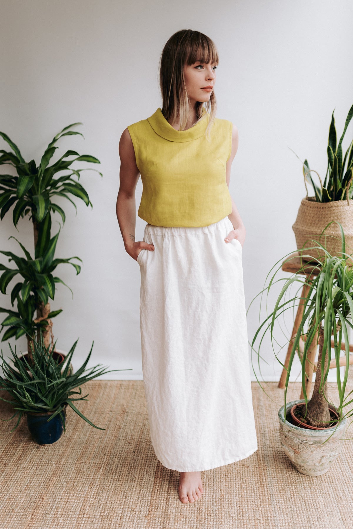 Sleeveless Linen Top With Raised Neck &#39;Alyssa&#39;