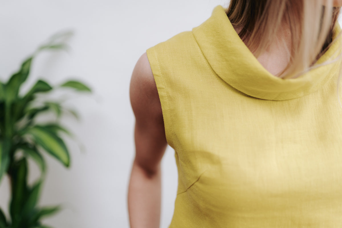 Sleeveless Linen Top With Raised Neck &#39;Alyssa&#39;