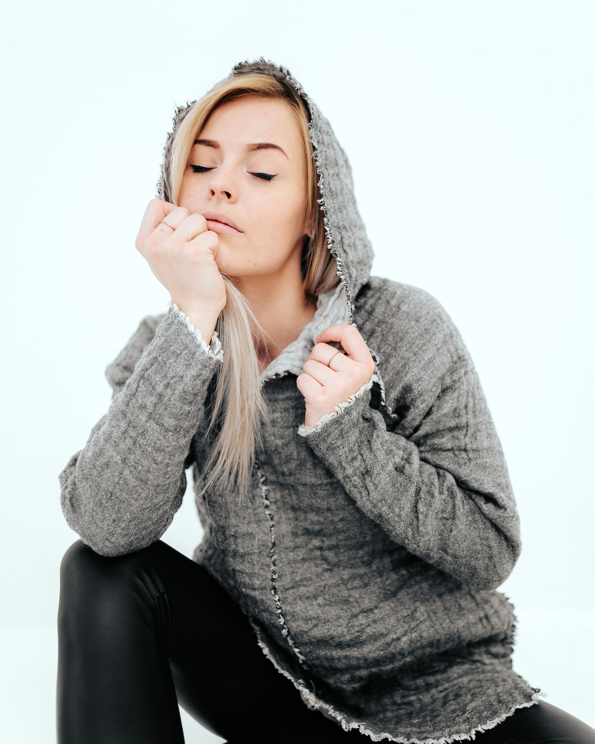 Linen and Wool Hooded Sweater &#39;Ulla&#39;