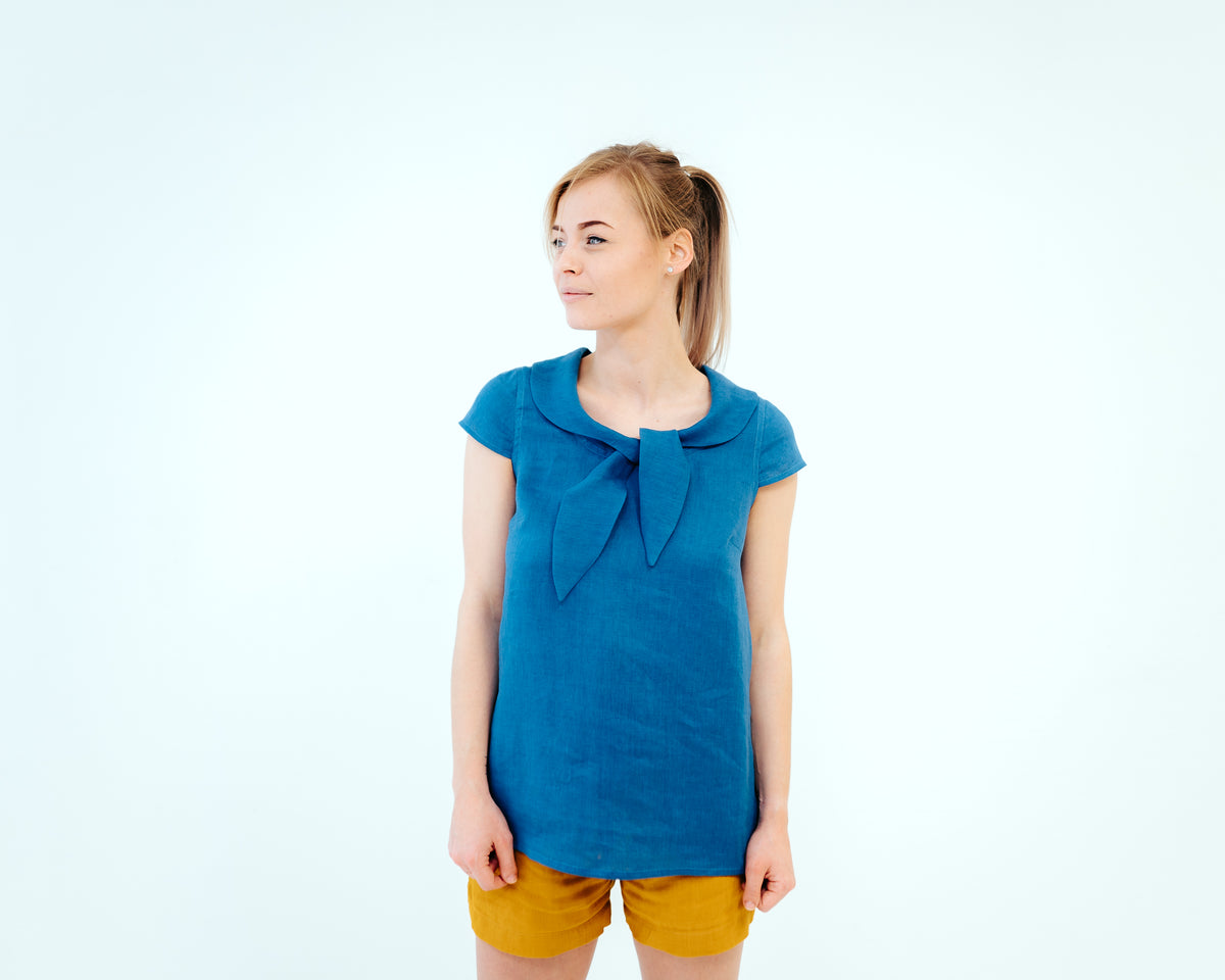 Cute linen top with a collar and a tie &#39;Dora&#39;