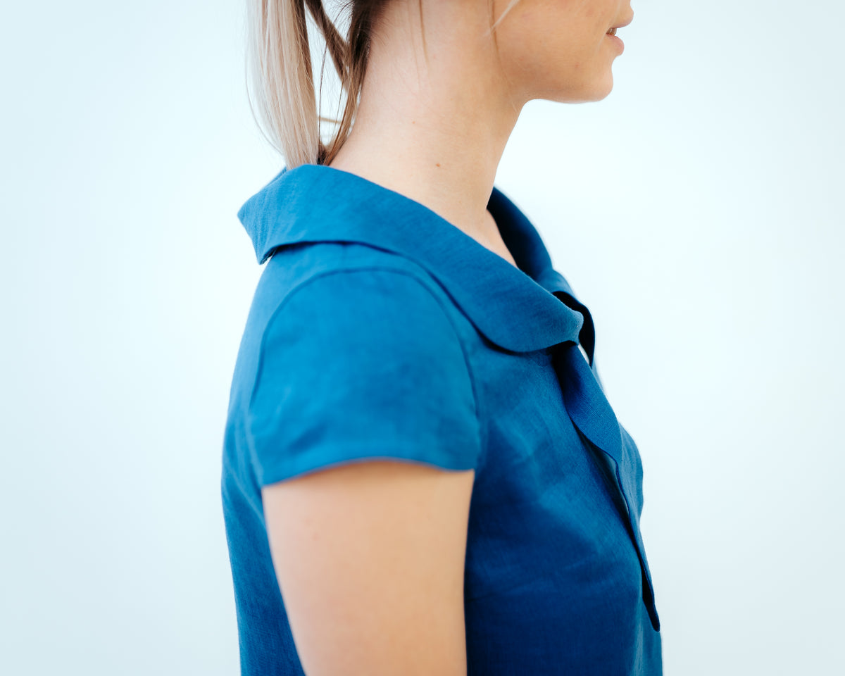 Cute linen top with a collar and a tie &#39;Dora&#39;