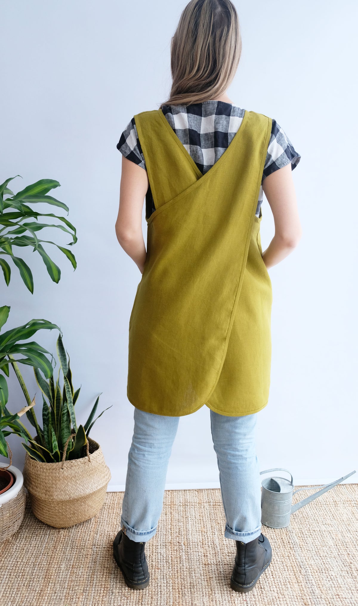 Linen Pinafore Apron &#39;Marian&#39;, Cross Back Apron