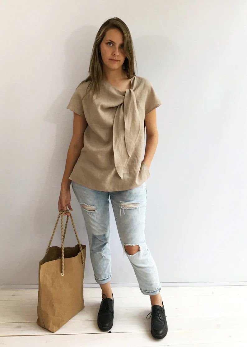 Womens Linen blouse with a Tie