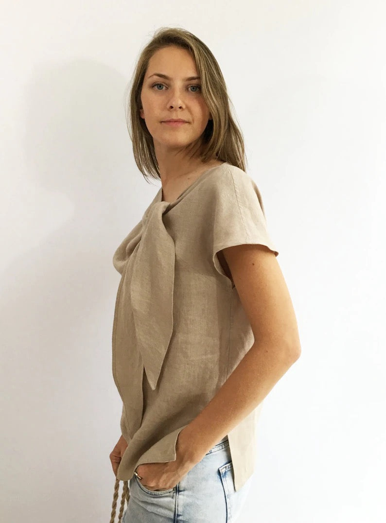 Womens Linen blouse with a Tie