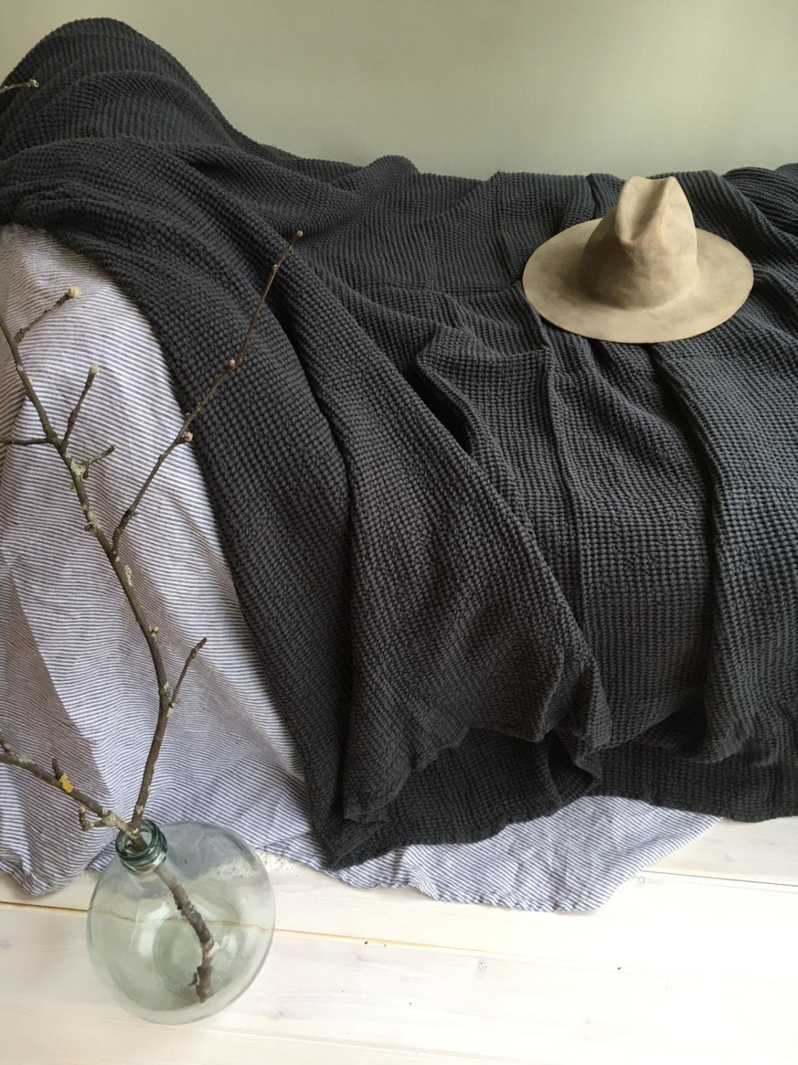 Grey Blanket, Bedspread thick linen cotton daybed blanket, dark grey bed cover, bed throw, linen blanket, summer blanket, decorative throw