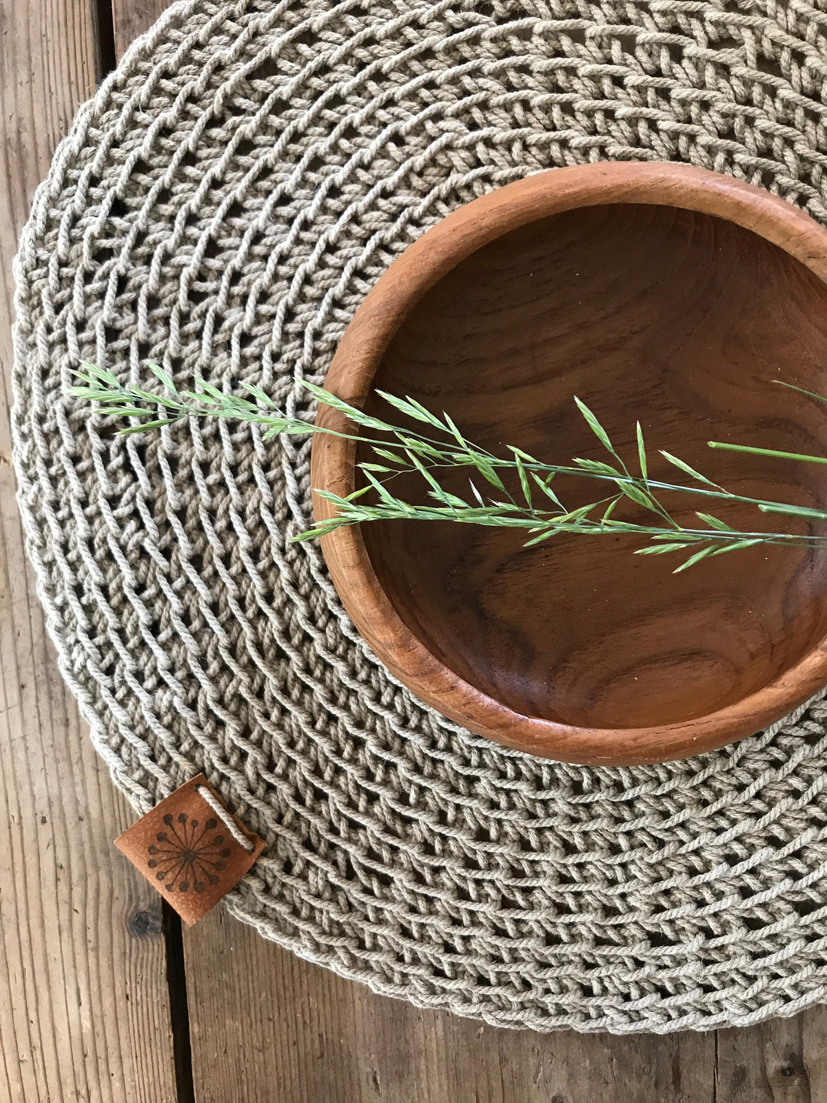 Round Linen placemats, Rustic Placemats, Circle Placemats, Country Placemats, Natural Placemats, Crochet Placemats, Natural linen placemats