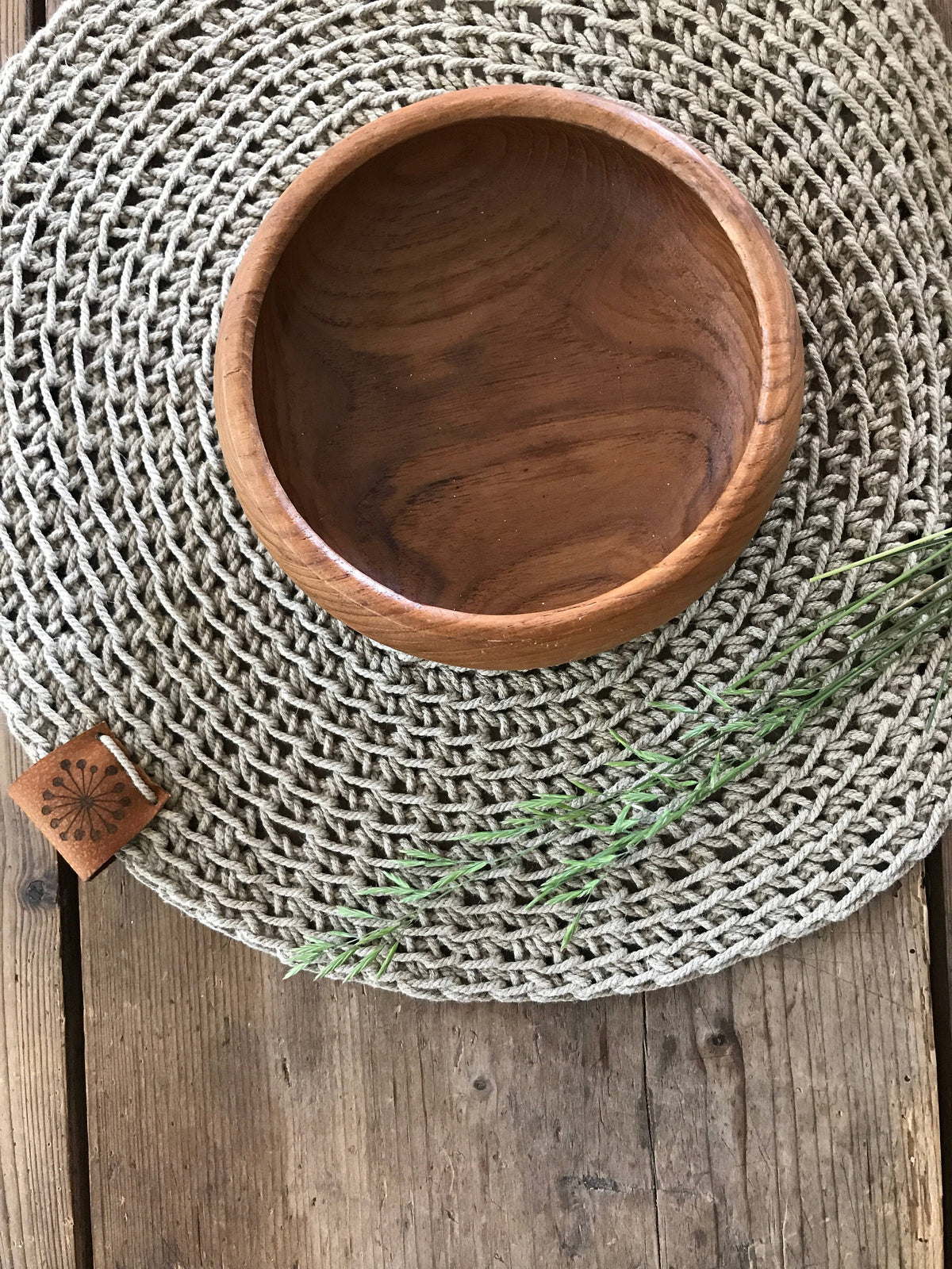 Round Linen placemats, Rustic Placemats, Circle Placemats, Country Placemats, Natural Placemats, Crochet Placemats, Natural linen placemats