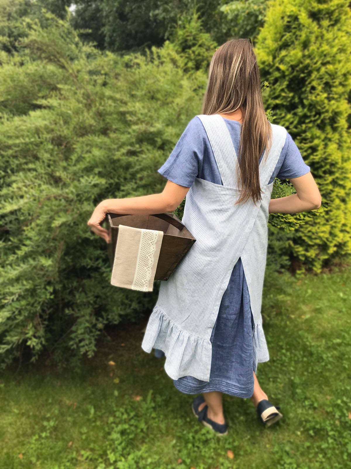 Linen Pinafore Apron With Ruffle, Striped Pinafore Apron Woman, Square-Cross Apron, no-ties apron, Japanese apron, linen smock, Apron dress