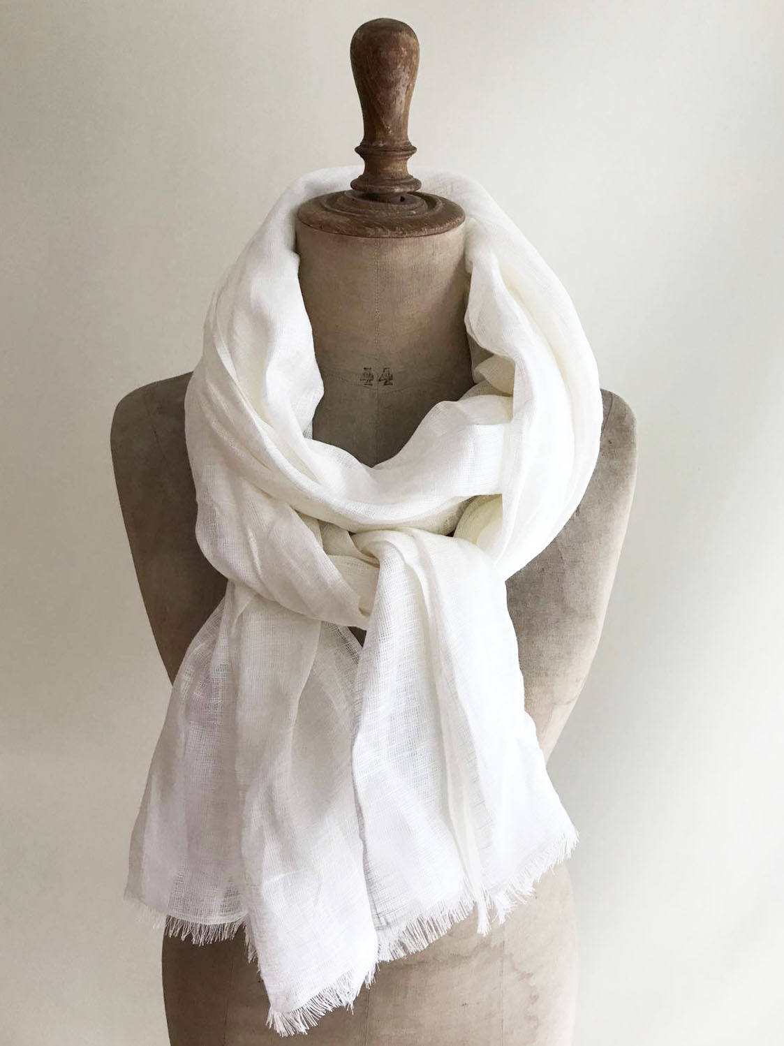 mens dress scarf white Silk Tuxedo by Bonton This heavy silk satin mens opera/tuxedo scarf is ideal for occasions that demand both formality and style Dress Mens Summer Scarves 100