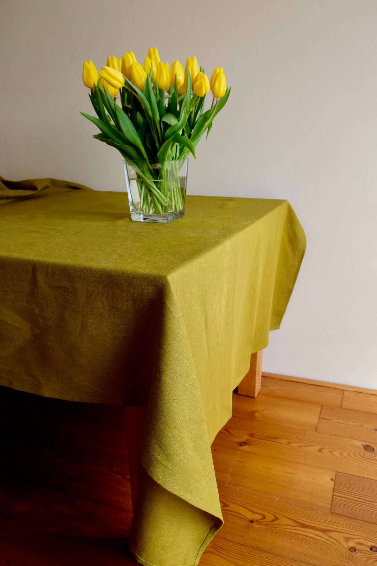 Linen Tablecloth in Moss Green tablecloth, Yellow  Green tablecloth, Easter linen tablecloth, rectangle tablecloth, custom tablecloth