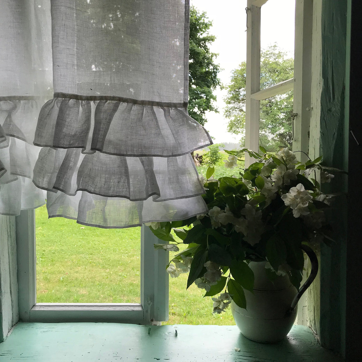 White Linen Curtain with Ruffles, Richly Ruffled Linen Valance, Three layers of Ruffle, Linen Kitchen Curtain, Romantic Linen Curtain Shabby