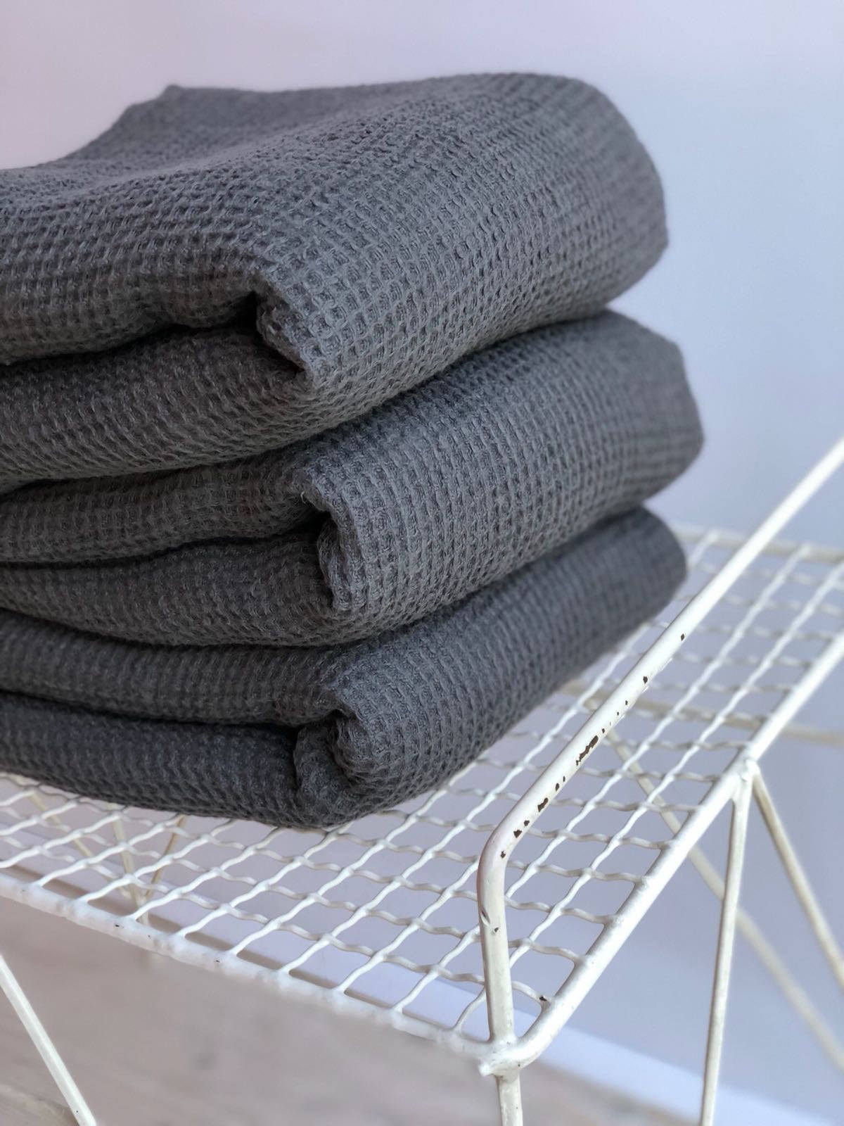 Dark Grey linen bath towel waffle, gift for men, large towel, bath towel for men, massage towel, sauna towel, woven towel, 100% linen towel