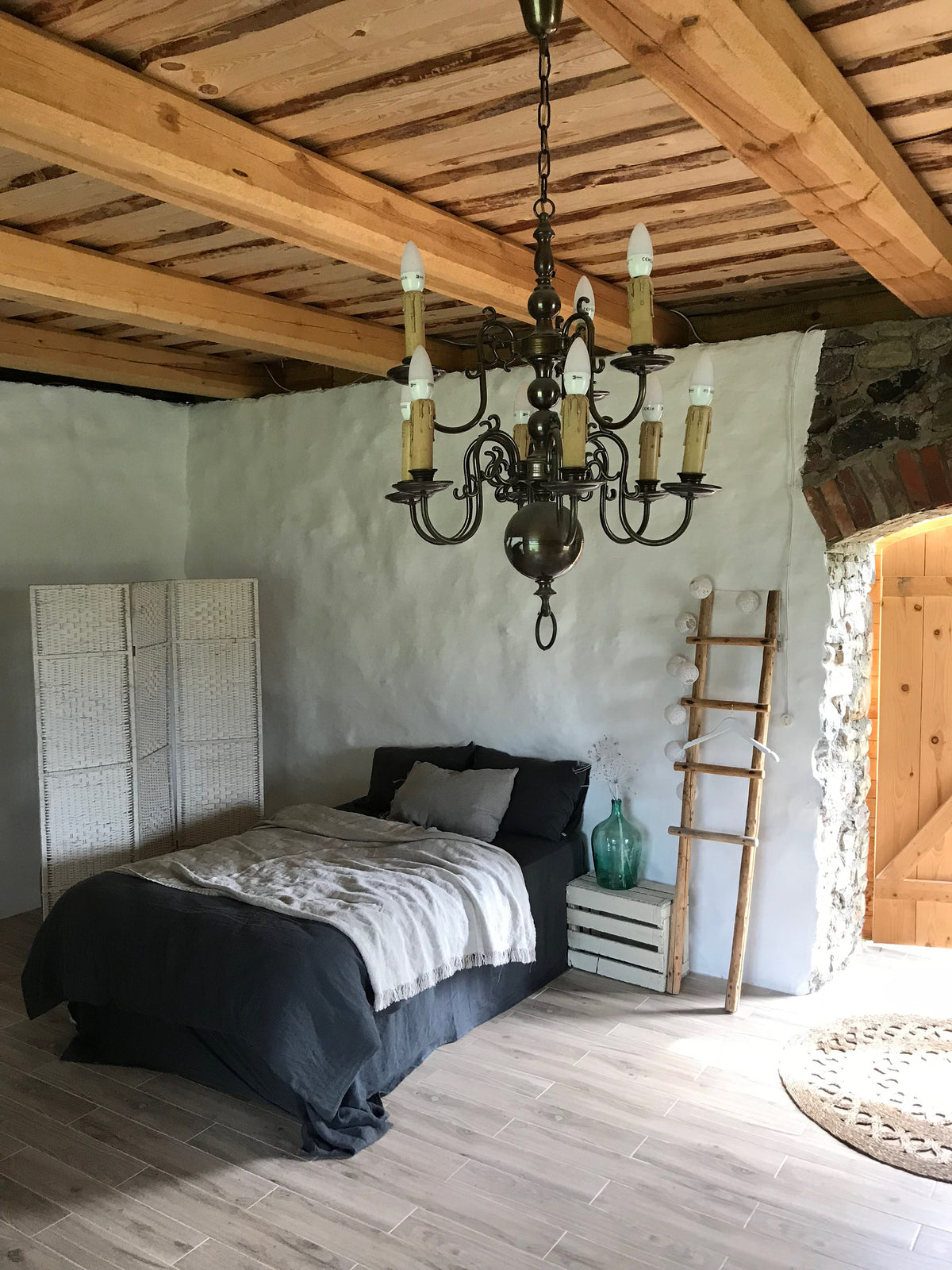 Linen bed throw with fringes,light stripped bed cover, linen bed cover, linen blanket,blanket, summer blanket, decorative throw