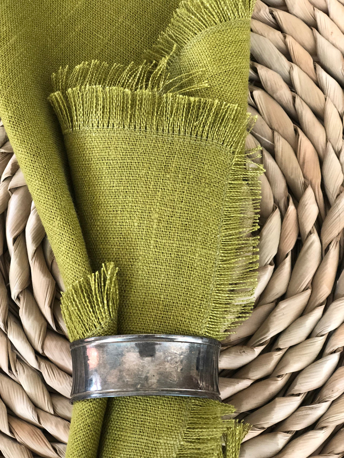 Green Linen Napkins with Frayed Edges, Napkins, Christmas table, Set of Six Natural Cloth Napkins, Cloth Dining Napkins, Frayed Napkins