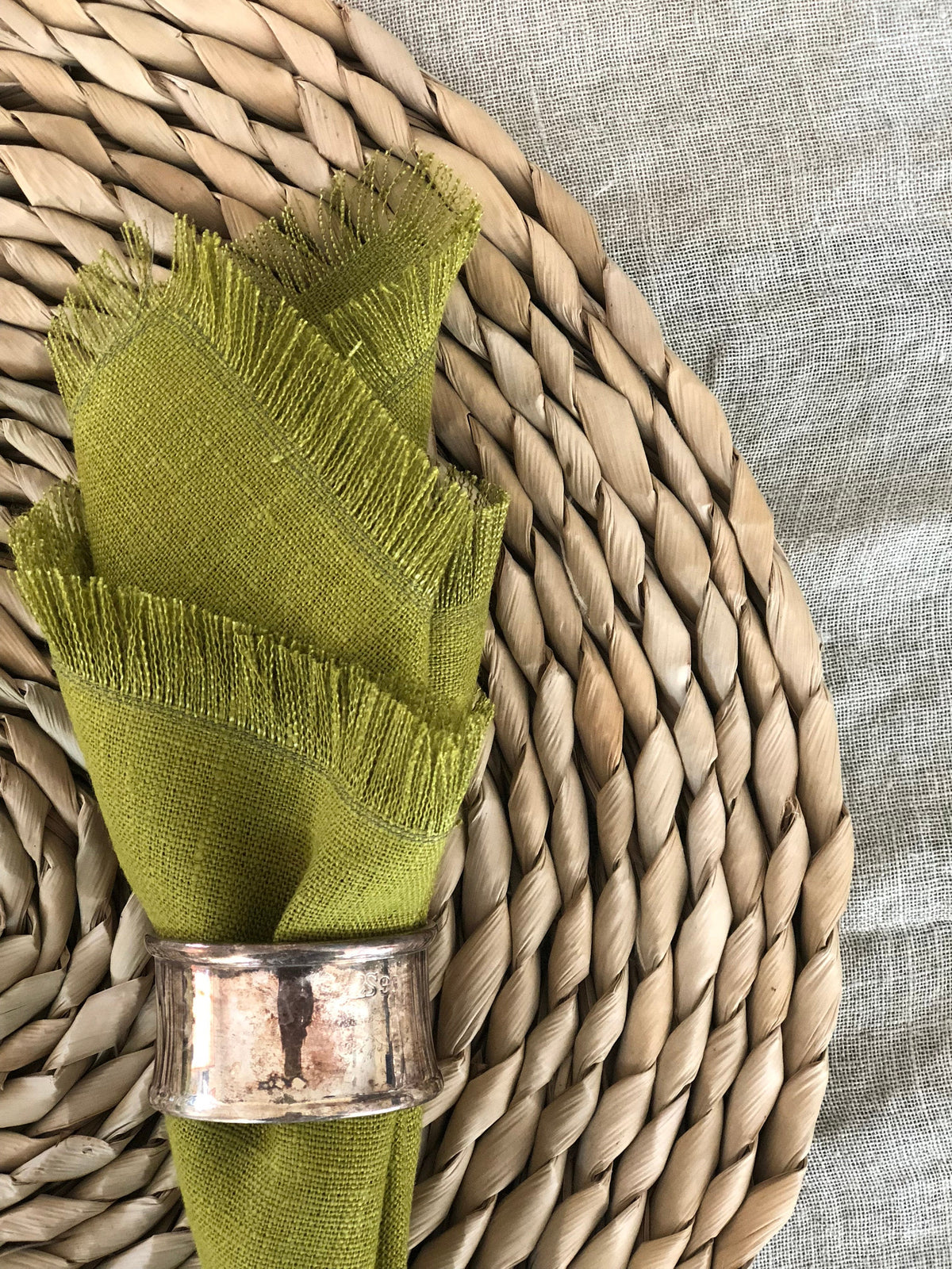 Green Linen Napkins with Frayed Edges, Napkins, Christmas table, Set of Six Natural Cloth Napkins, Cloth Dining Napkins, Frayed Napkins
