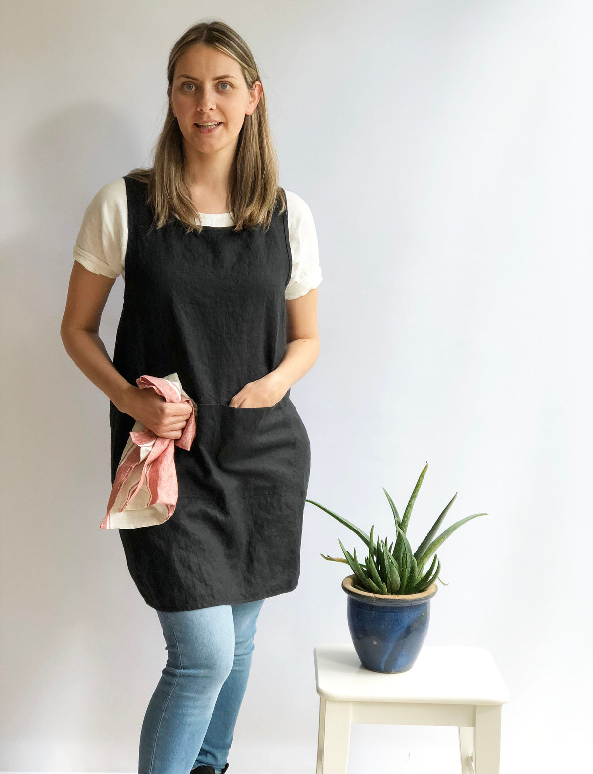 Pinafore Apron, Linen Smock, Linen Pinafore Apron Dress, Full Apron, Linen Coverup, Smock Apron, Craft Apron, Christmas Gift, No Ties Apron