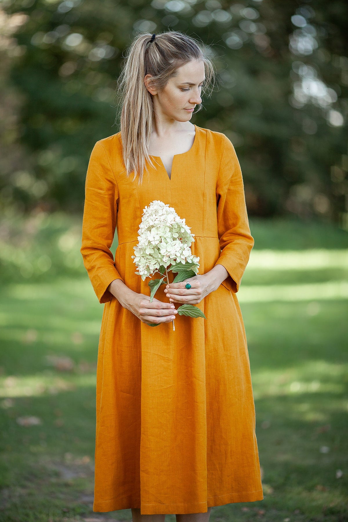 Linen Dress with 3/4 Sleeves and Princess Seams 'Delilah', Midi length -  Linenbee