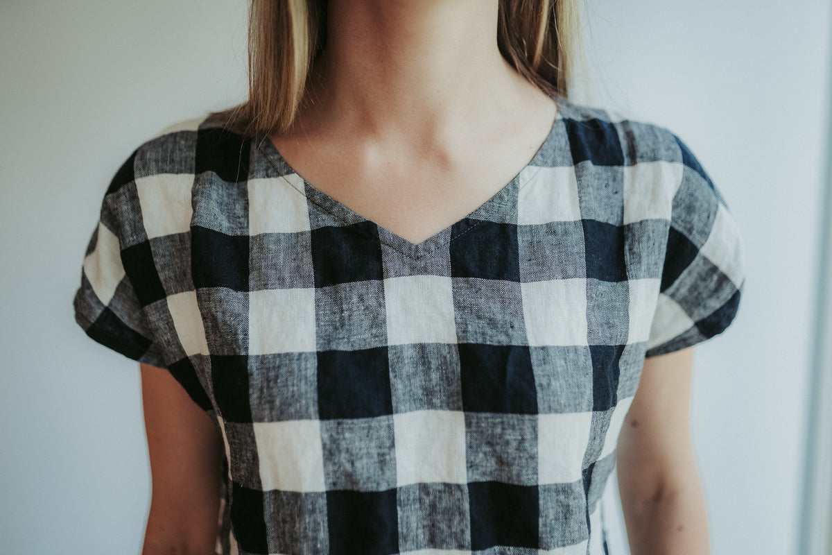 Linen T-Shirt with V neck Top &amp;#39;Venice&amp;#39;, Linen T-Shirt, Linen Top, V neck t-shirt plus size, Linen Tee, womens v neck, plus size v neck shirt