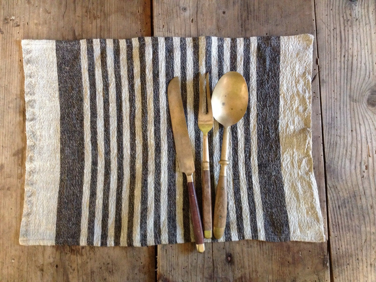Linen placemats, set of 6 linen placemats, striped placemats, rustic placemats, country placemats, natural placemats by Linenbee