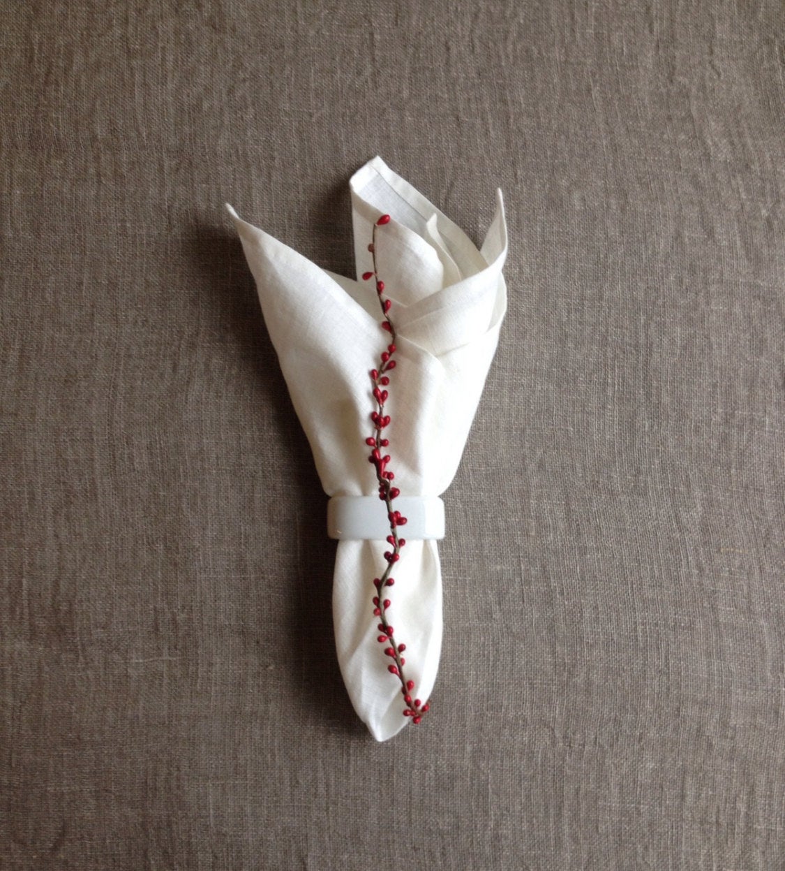 White Linen Napkins, Set of 6 Cloth Napkins, Wedding Napkins, Stonewashed Linen Napkins, Cloth Dining Napkins, Large Napkins