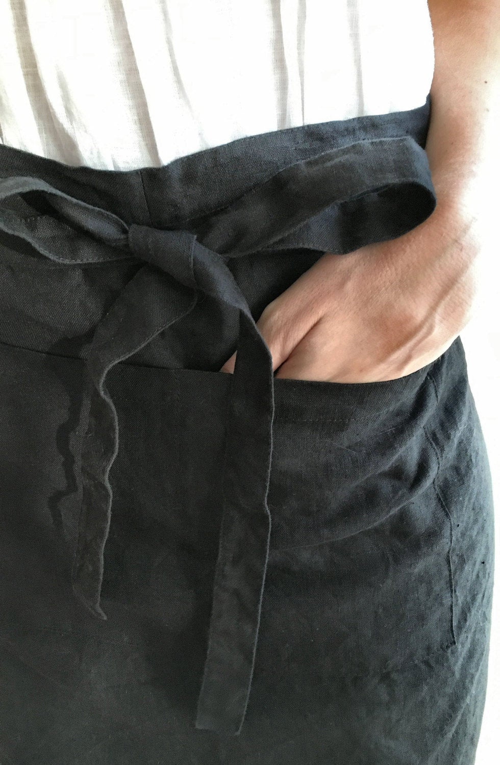 Half Apron With Front Pocket, Black Linen Apron, Cafe Apron, Half Apron, Long Waist Apron, Women&amp;#39;s aprons, Mens Apron, Apron linen, Striped