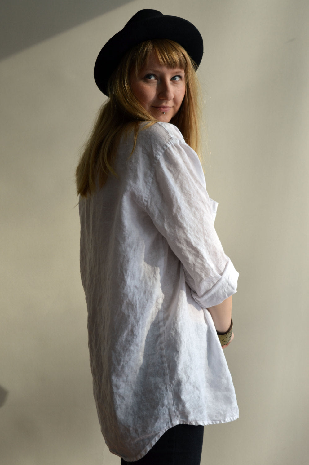 Beach Shirt, Loose Linen Shirt, Long Sleeves, White Linen Tunic, Boyfriend Shirt, White Shirt, Plus Size Shirt, Tunic Top, Linen Blouse