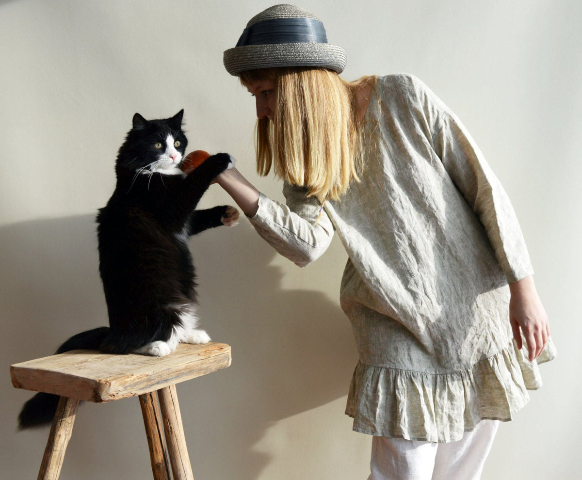 Linen Tunic with Ruffles, Linen Blouse, Loose Linen Shirt, Linen Tunic Top, Plus Size Tunic, Plus size Top, Lightweight Shirt, Boho tunic