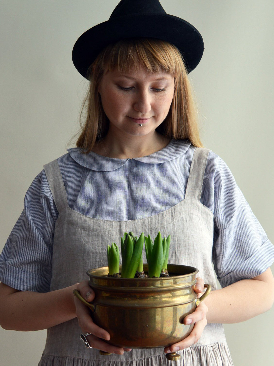 Linen top with Peter pan collar, Linen blouse-Linenbee