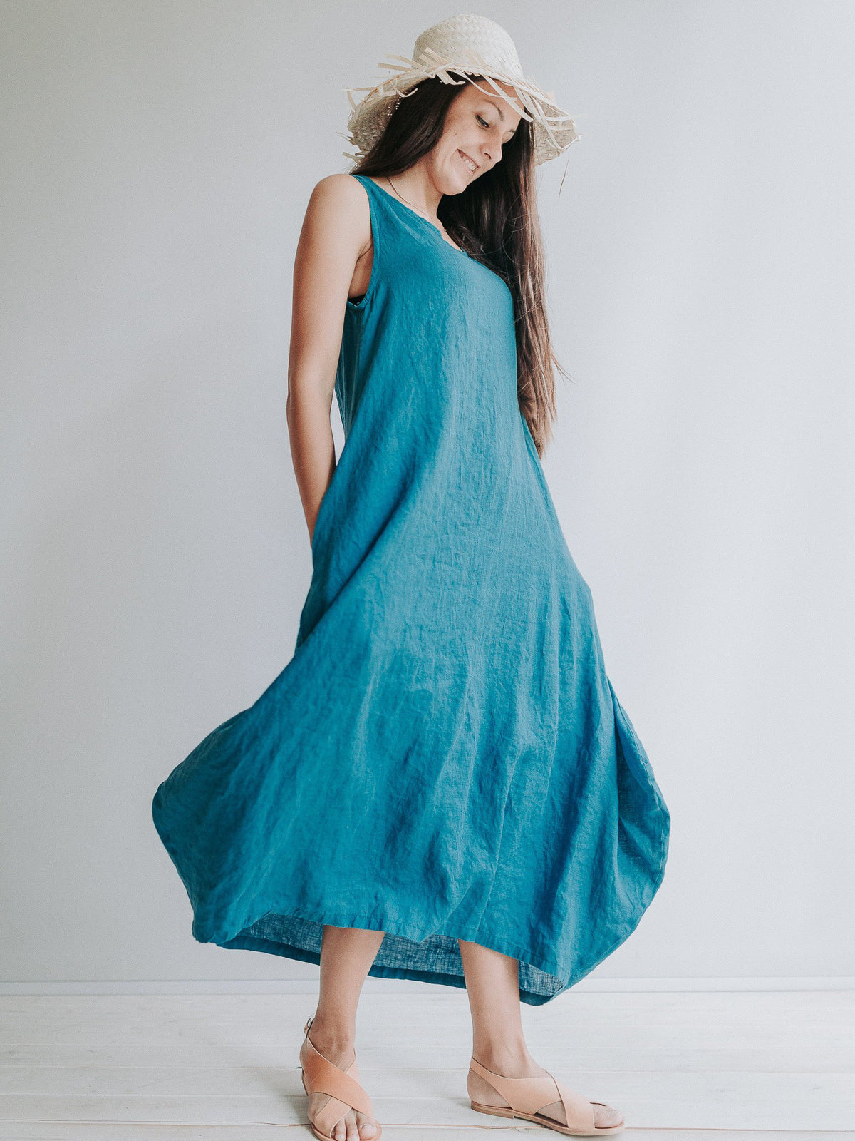 Sleeveless Linen Dress "Anna" with Pockets - Linenbee Sleeveless Linen Dress "Anna" with Pockets - Linenbee